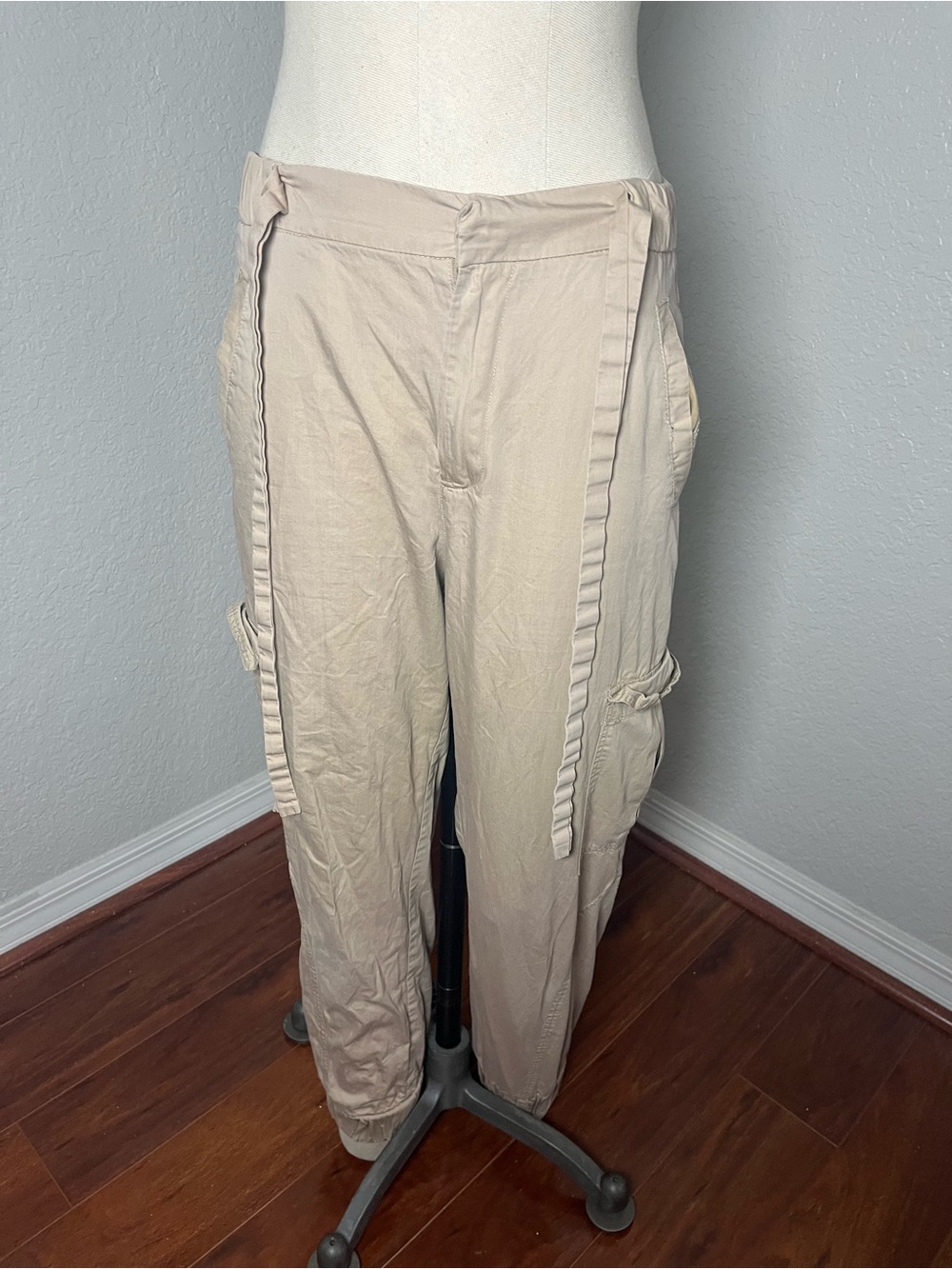 Drawstring Cargo Pants - Beige